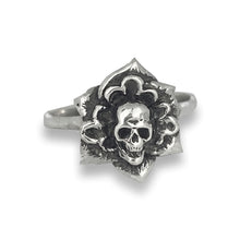 Load image into Gallery viewer, Sterling Silver Death Blossom Ring