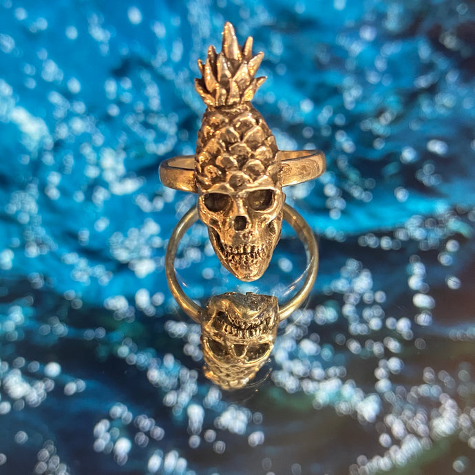 Solid 9ct Gold Pineapple Skull Ring