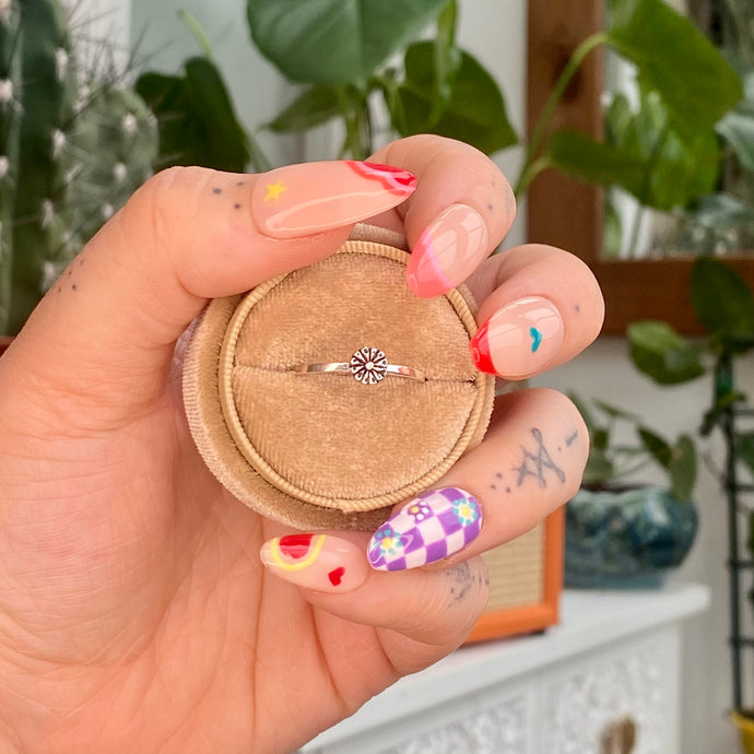 Sterling Silver Mini Daisy Ring
